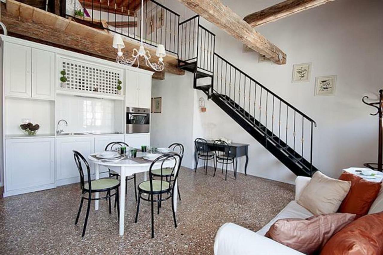Loft Overlooking The Grand Canal Benátky Exteriér fotografie